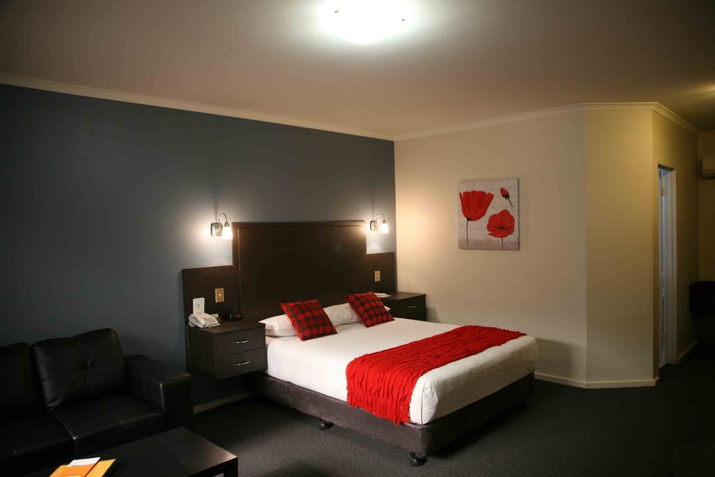 Ibis Styles Adelaide Manor Motel Exterior photo